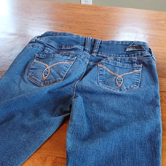 YMI Blue Skinny Jeans with Classic Style - Picture 14 of 15